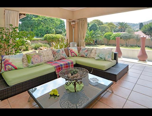 8 BEDROOM HOUSE FOR SALE IN MORNING HILL